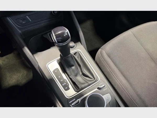 Audi Q2 (2023) — foto 19 van 28