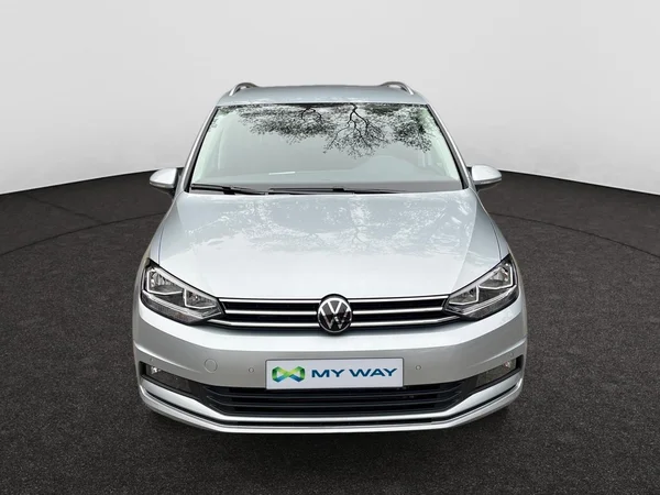 VOLKSWAGEN Touran (2025) — foto 11 van 18