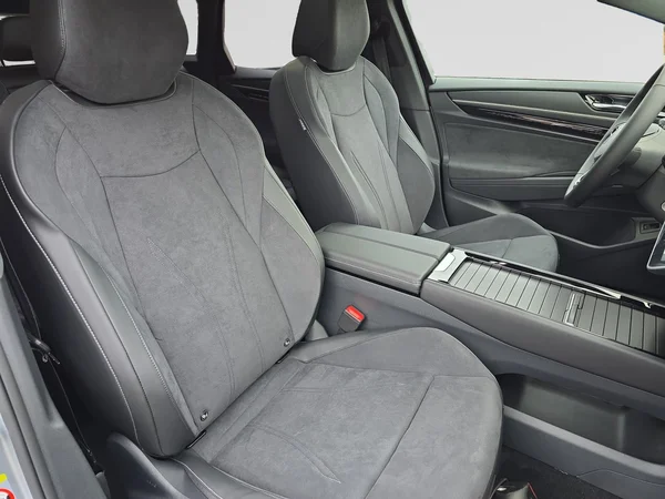 VOLKSWAGEN ID.7 Tourer (2025) — foto 3 van 36