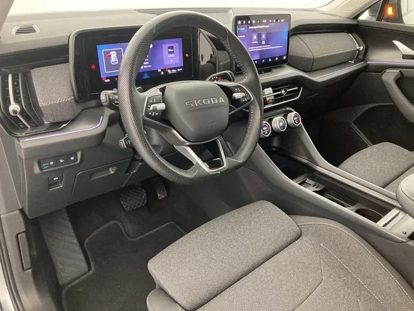 SKODA Kodiaq (2025) — foto 9 van 36