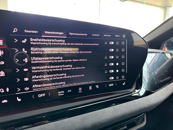 AUDI A5 Avant e-hybrid (PHEV) (2025) — foto 4 van 23