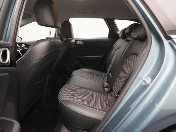 Kia cee'd (2024) — foto 4 van 37