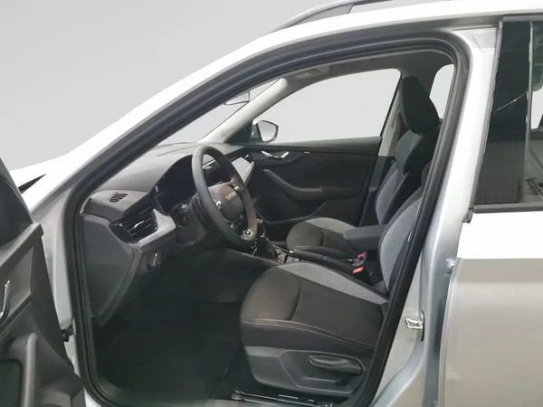 SKODA Kamiq (2026) — foto 2 van 15