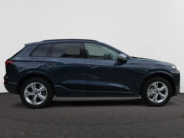 AUDI Q6 e-tron (2026) — foto 21 van 24