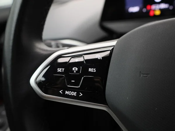 Volkswagen ID.4 (2023) — foto 10 van 41