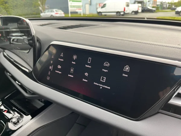 AUDI A5 e-hybrid (PHEV) (2025) — foto 9 van 24