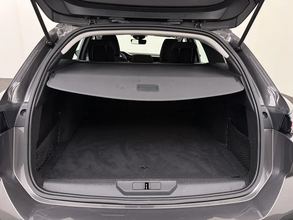 PEUGEOT 308 (2023) — foto 8 van 27
