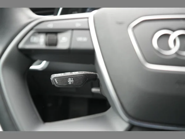AUDI A6 Avant (2022) — foto 11 van 28