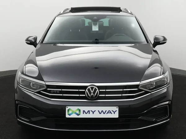 Volkswagen Passat (2022) — foto 28 van 29