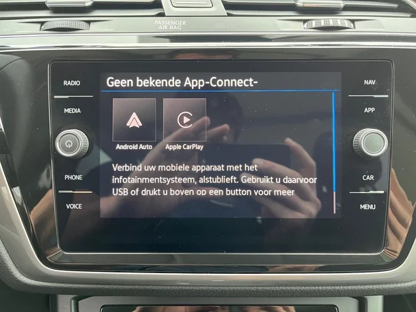 VOLKSWAGEN Touran (2025) — foto 4 van 22