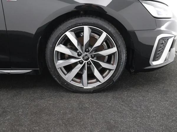 Audi A4 (2022) — foto 27 van 28