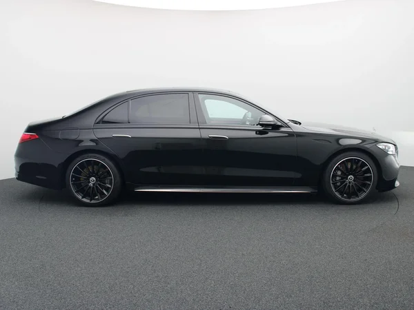Mercedes-Benz S-Klasse (2024) — foto 35 van 38