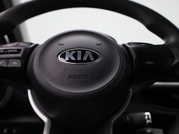 Kia Picanto (2021) — foto 17 van 35