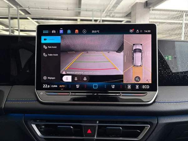 VOLKSWAGEN Tiguan eHybrid (PHEV) (2025) — foto 17 van 24