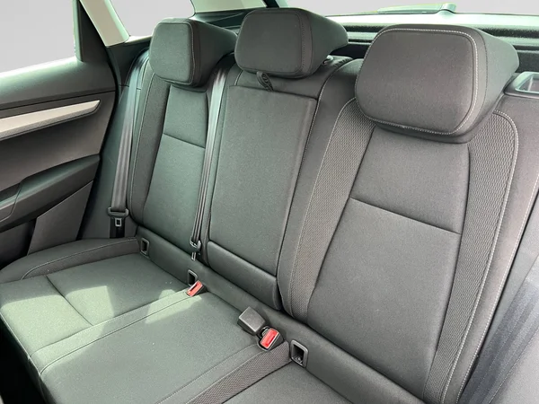 SKODA Karoq (2025) — foto 10 van 24