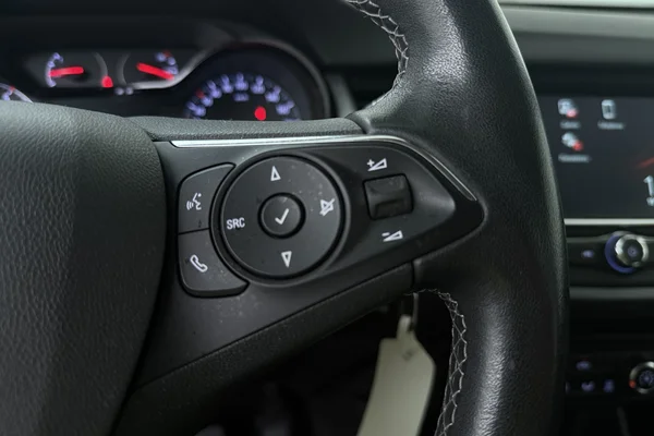 Opel Crossland (2022) — foto 6 van 20