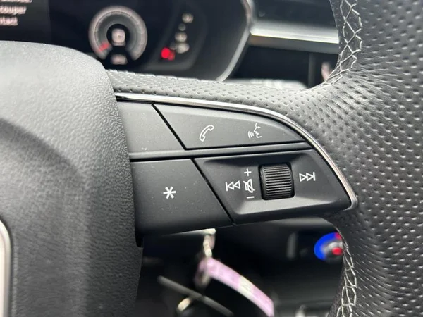 AUDI Q3 Sportback (2023) — foto 31 van 39