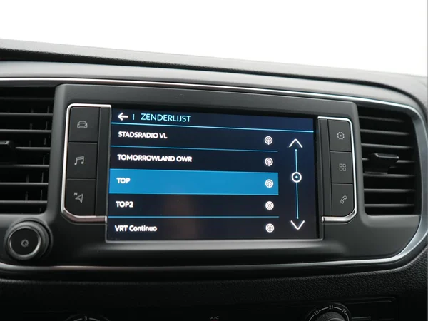 PEUGEOT Expert Fourgon Mwb Dsl (2023) — foto 10 van 21