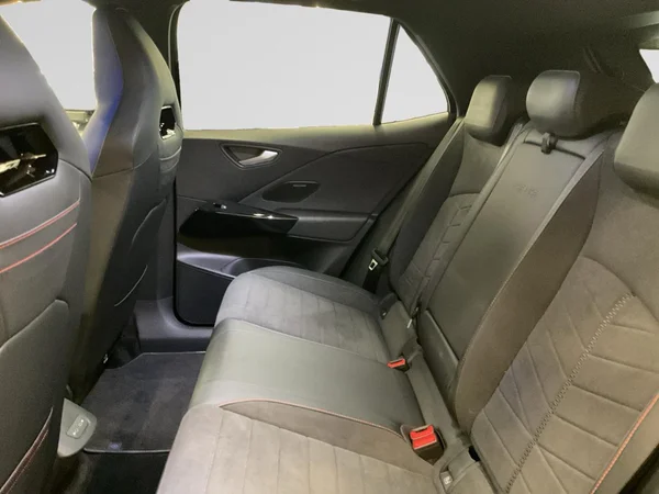 VOLKSWAGEN ID.3 (2025) — foto 10 van 22