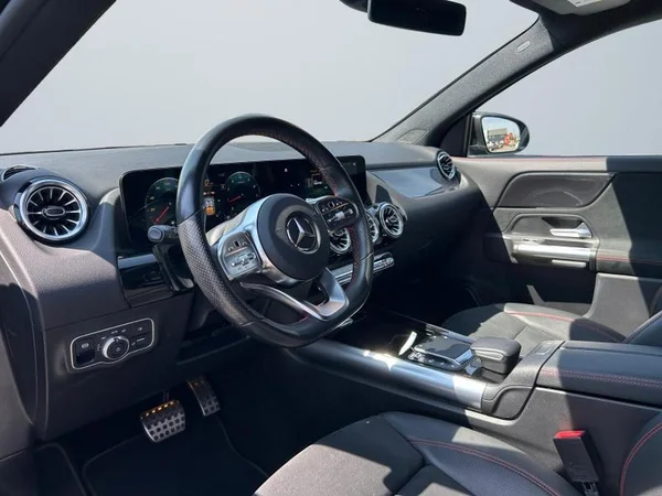MERCEDES-BENZ GLA (H247) (2022) — foto 31 van 31