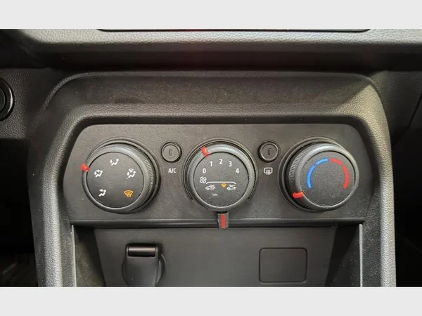 Dacia Sandero Stepway (2023) — foto 16 van 28