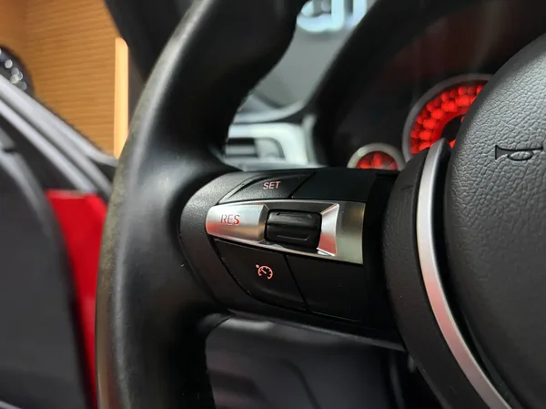 Bmw 320 (2015) — foto 2 van 23