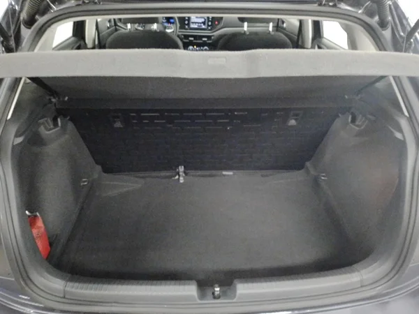 VOLKSWAGEN Polo (2022) — foto 11 van 22