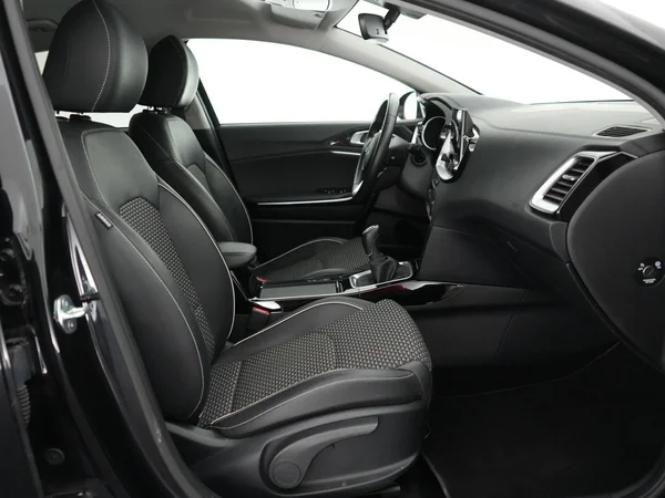 Kia XCeed (2024) — foto 4 van 22