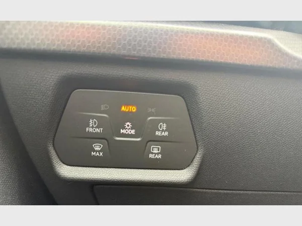 Seat Leon (2022) — foto 18 van 28