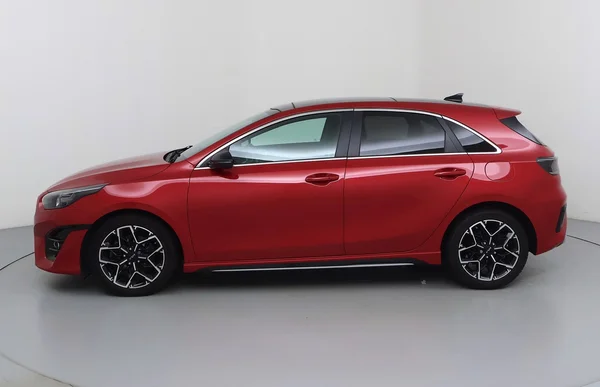 Kia Ceed (2022) — foto 12 van 35