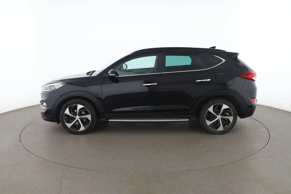 Hyundai Tucson (2018) — foto 9 van 16