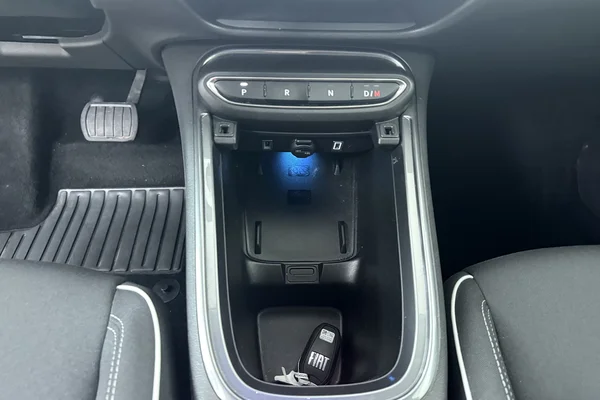 Fiat 600 (2025) — foto 4 van 20