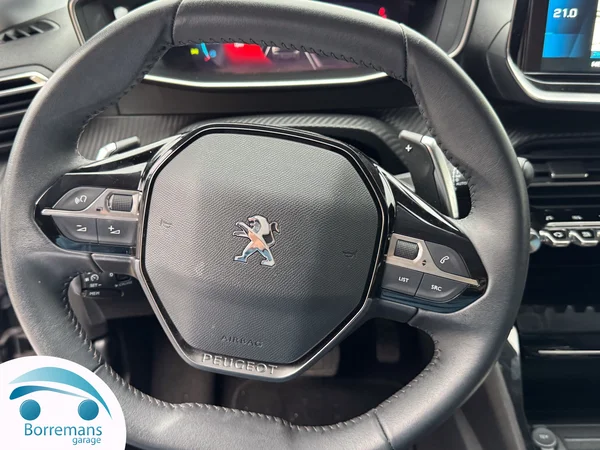 Peugeot 208 (2022) — foto 25 van 34