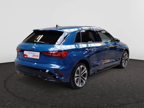 AUDI A3 Sportback PHEV (2024) — foto 8 van 15