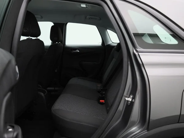 Opel Crossland (2021) — foto 2 van 40