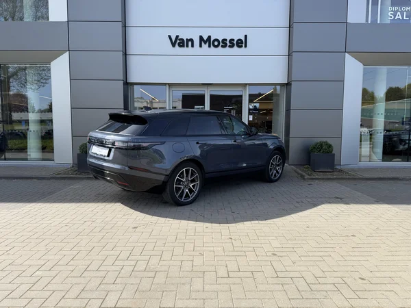 Land Rover Range Rover Velar (2024) — foto 26 van 28