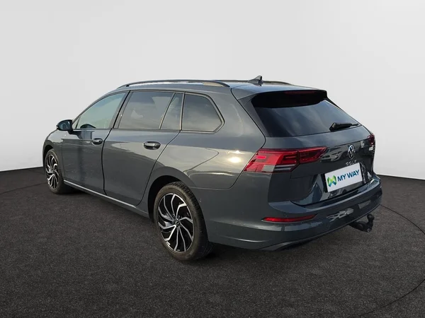 VOLKSWAGEN Golf VIII SW (2023) — foto 18 van 24