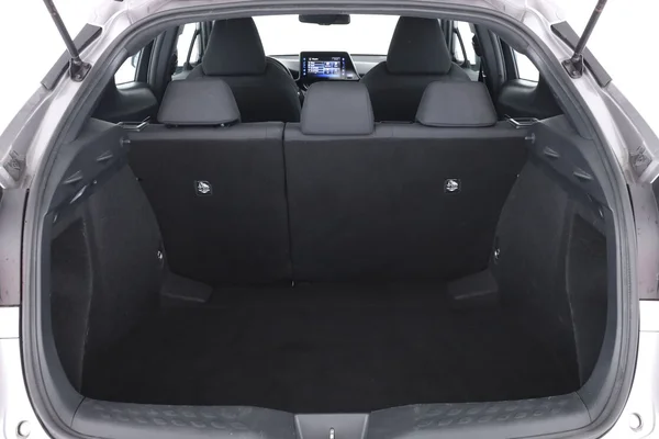 Toyota C-HR (2019) — foto 8 van 16