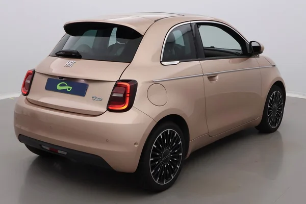 Fiat E-500 (2022) — foto 31 van 35