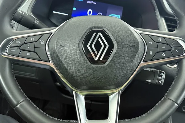 Renault Captur (2025) — foto 16 van 25