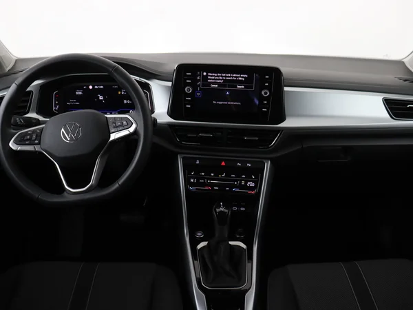VOLKSWAGEN T-Roc (2025) — foto 14 van 18