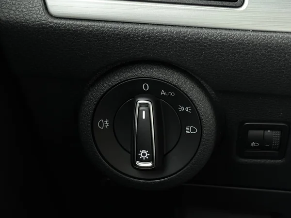VOLKSWAGEN California (2021) — foto 18 van 26