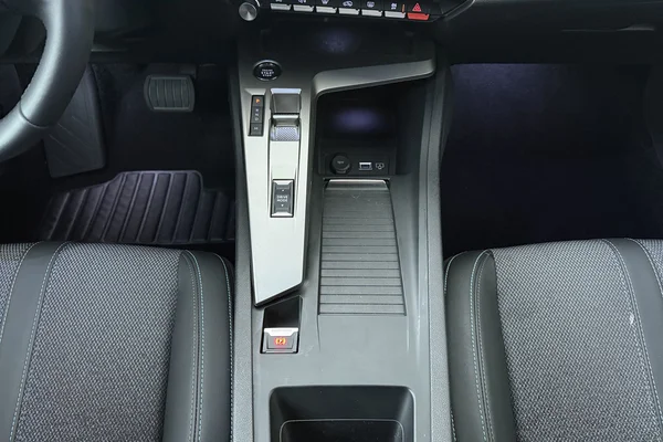 Peugeot 308 SW (2025) — foto 4 van 17