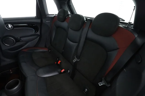 MINI MINI (2017) — foto 5 van 16