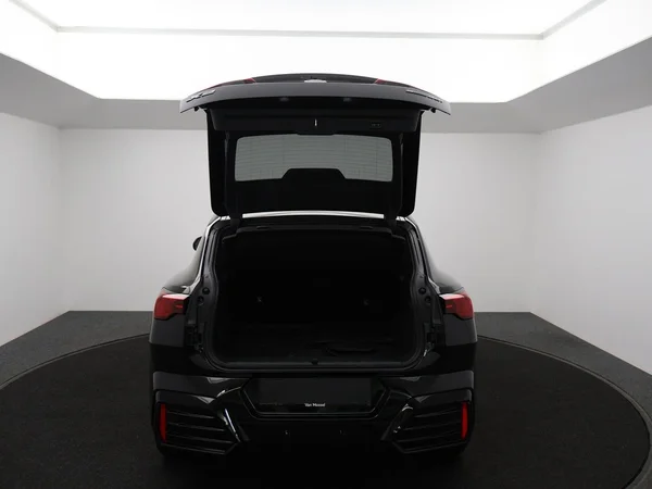 BMW X2 (U10) (2025) — foto 27 van 30