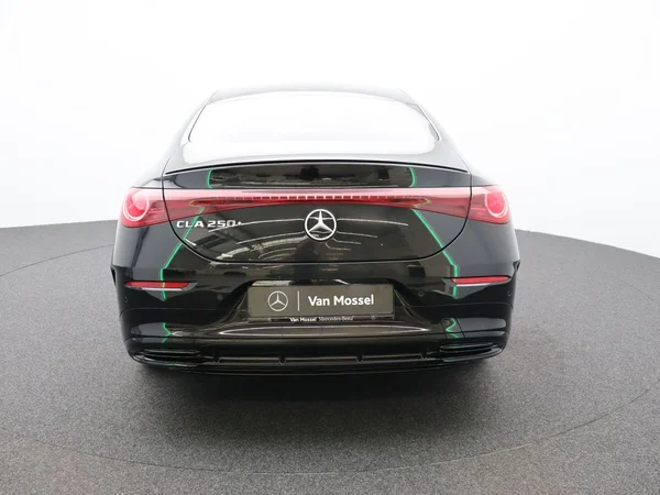 Mercedes-Benz CLA (2025) — foto 14 van 27