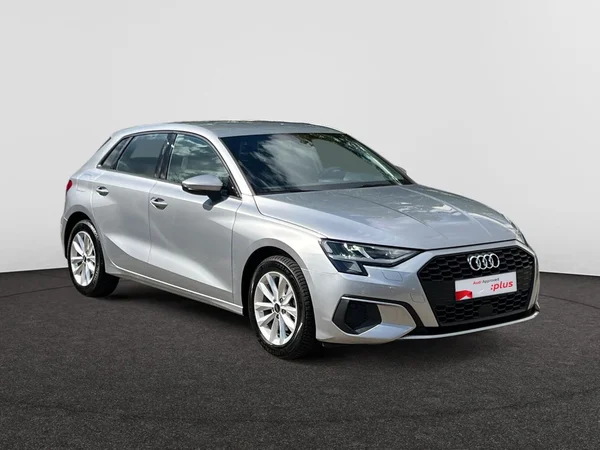 AUDI A3 Sportback (2024) — foto 22 van 24