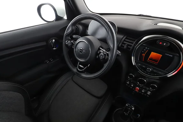 MINI MINI (2020) — foto 4 van 16