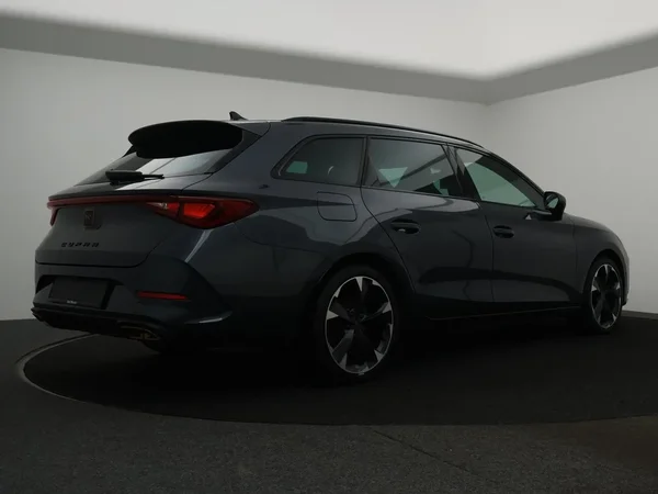 CUPRA Leon Sportstourer (2023) — foto 12 van 25
