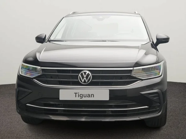 VOLKSWAGEN Tiguan (2022) — foto 6 van 10